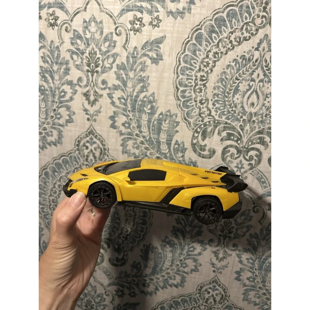 Lamborgini Veneno Toy Car 8 1/2